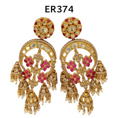 EARRING