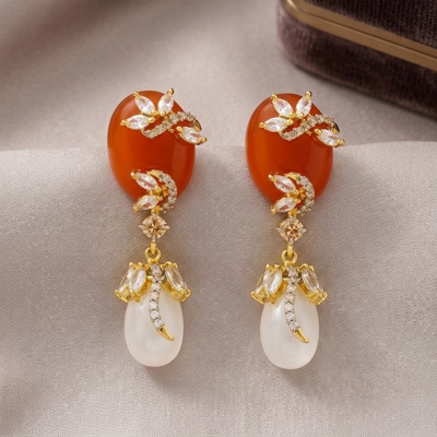 EARRING