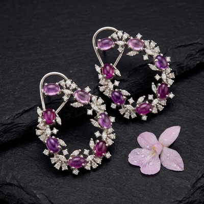 EARRING