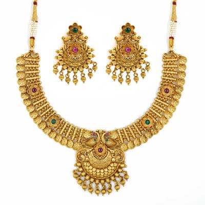 NECKLACE 