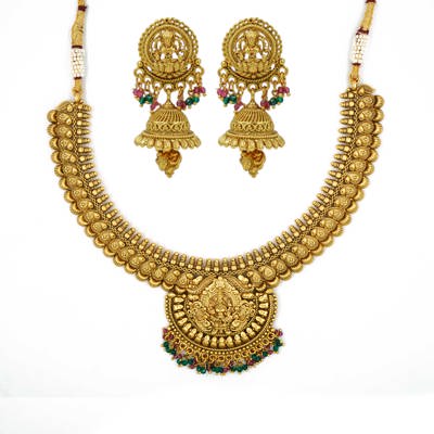 NECKLACE 